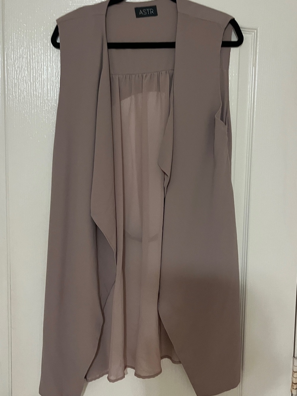 Astr Sleeveless Drape Vest in Dusty Rose
